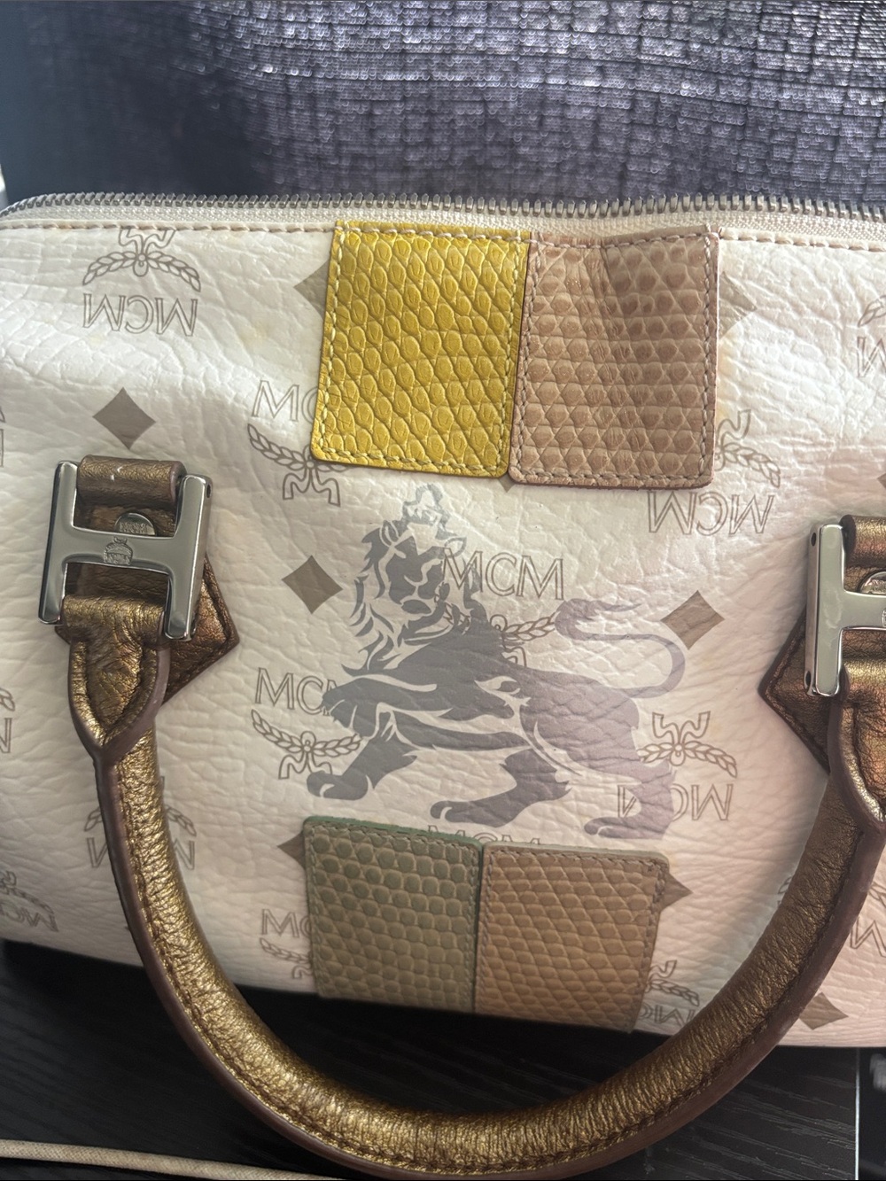 MCM Princess lion limited edition Boston bag - Picture 6 of 17